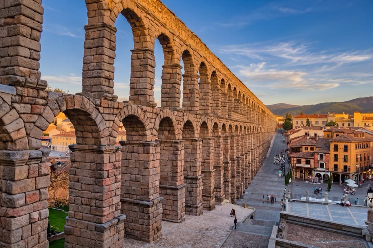 Excursión a Segovia desde Madrid – Día completo con guía y opción Alcázar - excursión desde Madrid